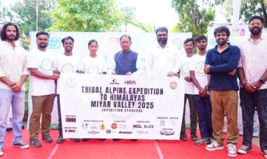 जशपुर के युवाओं ने छुआ हिमालय की ऊंचाइयों को: 5350 मीटर की ऊंचाई पर ट्रैकिंग