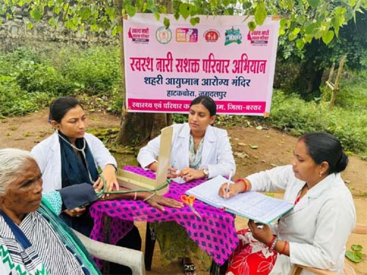 स्वस्थ नारी सशक्त परिवार अभियान अंतर्गत ’31 हज़ार शिविरों में 22 लाख लोगों की स्वास्थ्य जांच, महिलाओं की भागीदारी सबसे अधिक