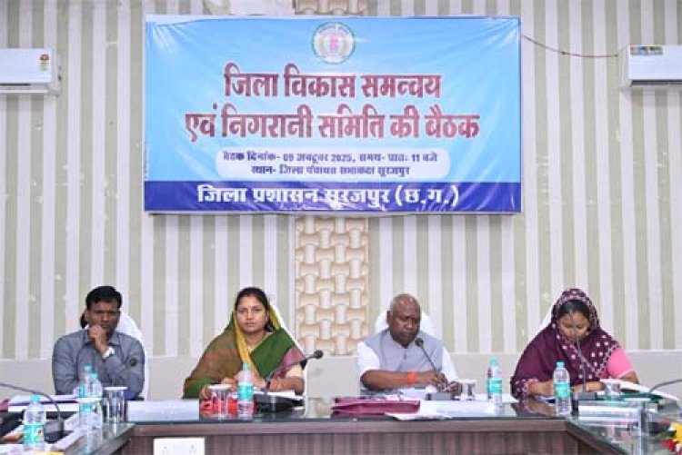 जनसेवा ही हमारा संकल्प - मंत्री लक्ष्मी राजवाड़े ने जनदर्शन में सुनी जनता की समस्याएँ, त्वरित निराकरण के दिए निर्देश