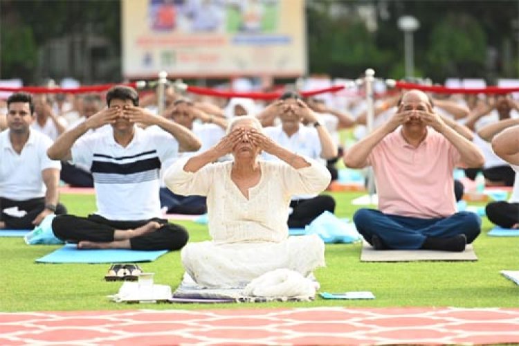 अंतर्राष्ट्रीय योग कार्यशाला का रायपुर में भव्य आयोजन, देश-विदेश के प्रसिद्ध योग विशेषज्ञ देंगे मार्गदर्शन, 21 विभूतियों का होगा सम्मान