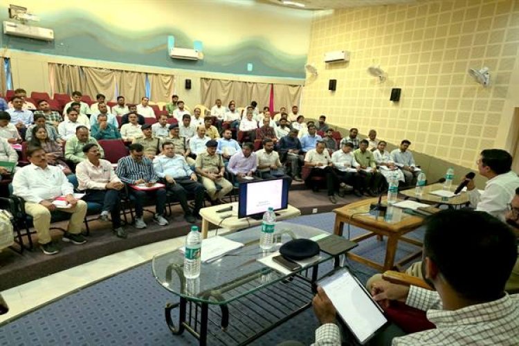 ओंकारेश्वर में सिंहस्थ से जुड़े कार्यों की हुई समीक्षा