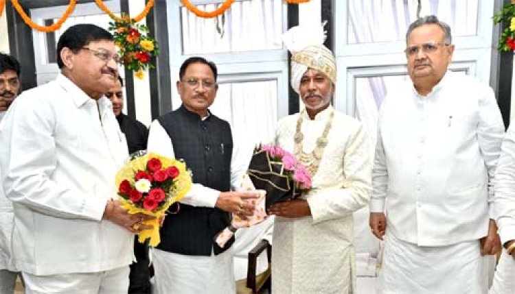 मुख्यमंत्री साय गुरु खुशवंत साहेब के गृहप्रवेश कार्यक्रम में हुए शामिल