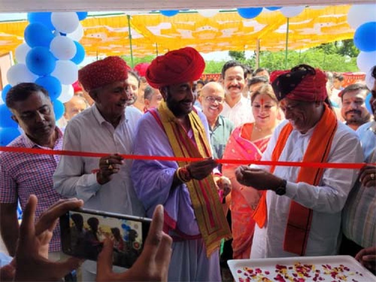 मुख्यमंत्री जन आवास योजना के तहत शिवगंज में तैयार फ्लैट के आवंटन पत्र दिए
