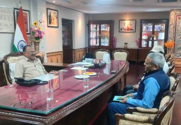 विधानसभा अध्यक्ष से ए.सी.बी. महानिदेशक और जयपुर पुलिस आयुक्त की शिष्टाचार भेंट