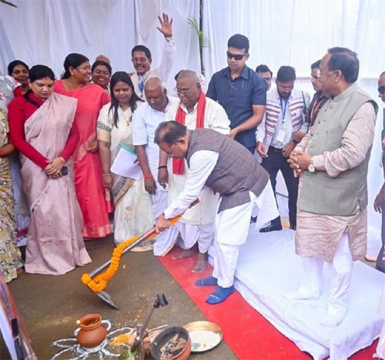 बाबा कार्तिक उरांव ने जनजातीय समाज के उत्थान हेतु अपना जीवन किया समर्पित: मुख्यमंत्री विष्णु देव साय