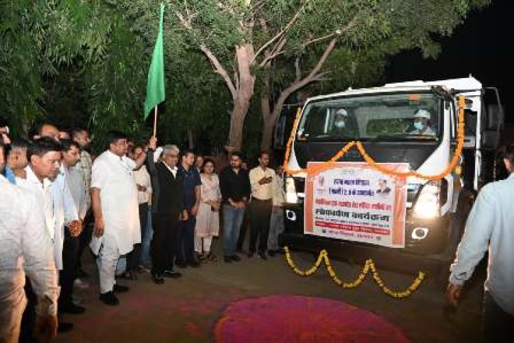 केंद्रीय वन मंत्री भूपेन्द्र यादव एवं वन राज्यमंत्री संजय शर्मा ने किया 4 मैकेनिकल ट्रक माउण्टेड रोड स्वीपर मशीनों का लोकार्पण