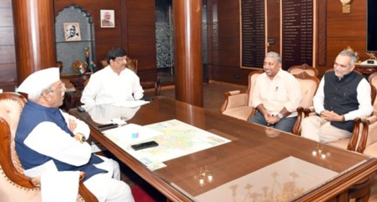राजस्थान लोक सेवा आयोग सदस्य डॉ. अशोक और डॉ. सुशील ने की राज्यपाल से मुलाकात