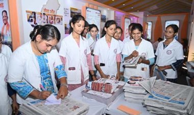 छत्तीसगढ़ अंजोर विज़न 2047: छात्राओं ने देखा विकसित राज्य का रोडमैप