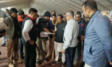 राष्ट्रपति का प्रस्तावित अम्बिकापुर दौरा की तैयारियों का आदिम जाति विकास मंत्री रामविचार नेताम ने कार्यक्रम स्थल का किया निरीक्षण