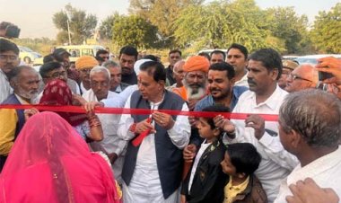 डबल इंजन की सरकार किसान, मजदूर, युवा और महिलाओं के समग्र विकास के लिए प्रतिबद्ध: संसदीय कार्य मंत्री