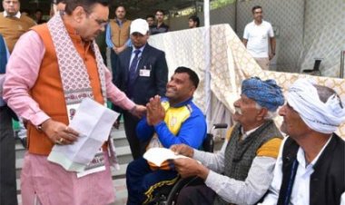 मुख्यमंत्री निवास पर नियमित जनसुनवाई, अन्त्योदय राज्य सरकार की योजनाओं का प्रमुख लक्ष्य