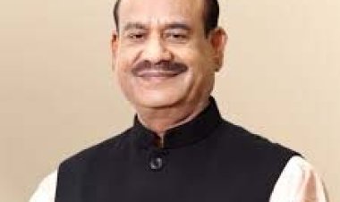 लोकसभा अध्यक्ष ओम बिरला शनिवार को संक्षिप्त प्रवास पर जोधपुर एयरपोर्ट पहुंचे
