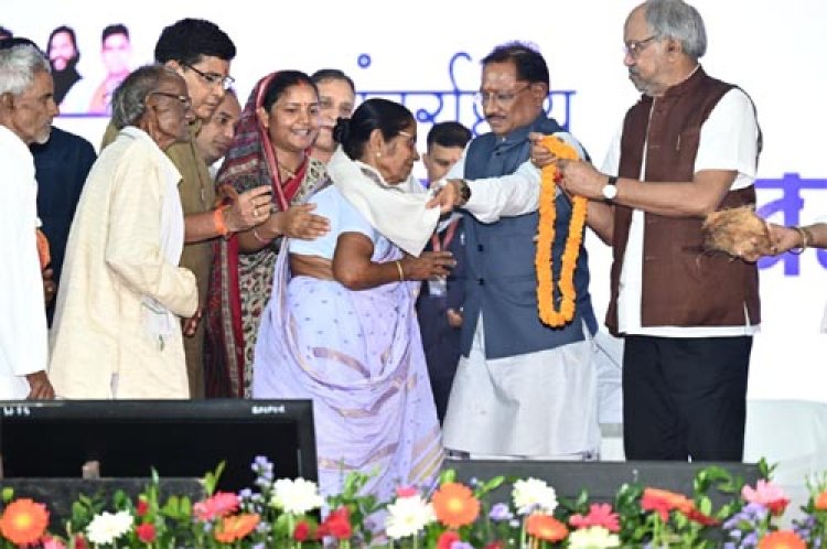 वरिष्ठ नागरिकों के सम्मान, सुरक्षा और कल्याण के लिए प्रतिबद्ध - छत्तीसगढ़ का आदर्श मॉडल