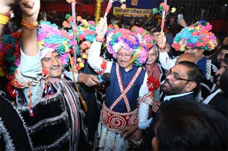 48वां रावत नाचा महोत्सव : लाल बहादुर शास्त्री स्कूल मैदान में आयोजित कार्यक्रम में शामिल हुए CM साय