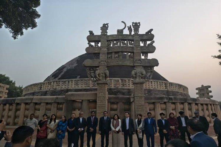 आसियान देशों के प्रतिनिधियों ने यूनेस्को विश्व धरोहर स्थल सांची का किया भ्रमण