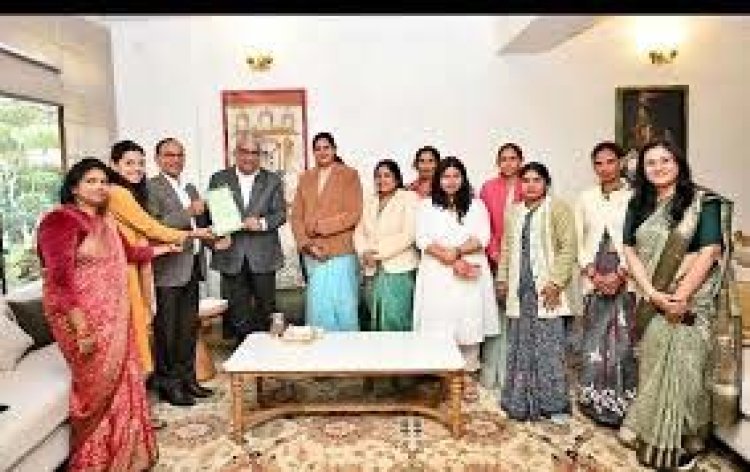 केंद्रीय वन एवं पर्यावरण मंत्री से अलवर की राजीविका बहनों की मुलाक़ात