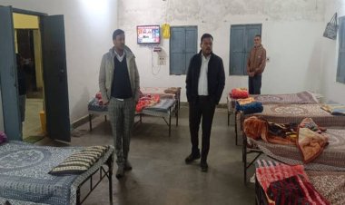रात्रि निरीक्षण पर निकले विदिशा कलेक्टर, अचानक पहुंचे रैन बसेरा और ओबीसी हॉस्टल  