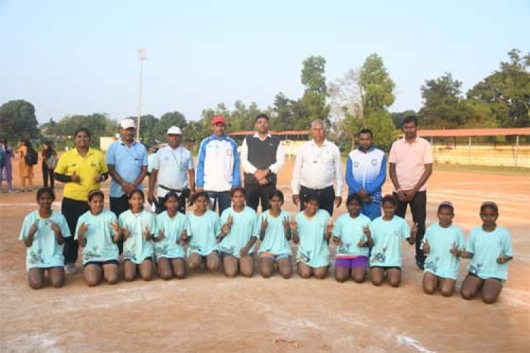 बस्तर ओलम्पिक 2025 : अबूझमाड़ ओरछा की बेटियाँ संभाग स्तरीय खो-खो प्रतियोगिता में नारायणपुर का करेंगी प्रतिनिधित्व