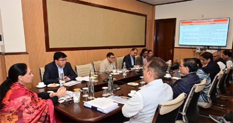 नव नियुक्त महिला पर्यवेक्षकों और आँगनबाड़ी कार्यकर्ताओं को अब दी जाएगी आईटी एनेबल्ड ट्रेनिंग: उप मुख्यमंत्री दिया कुमारी