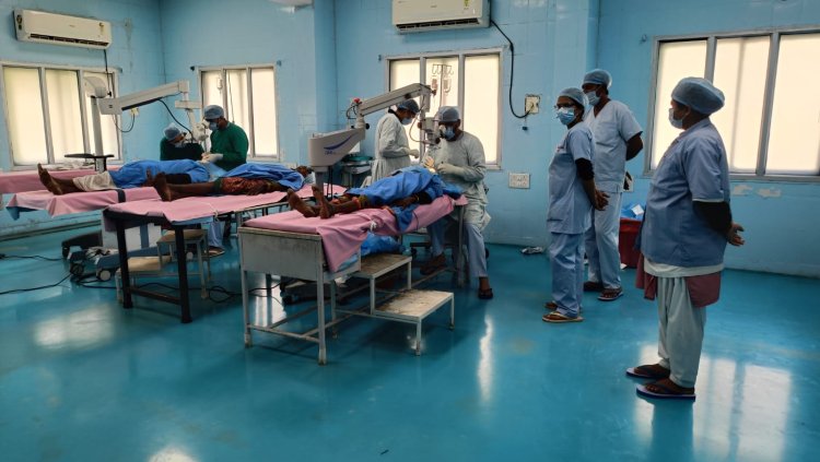 जिला चिकित्सालय में सोमवार को किए गए 85 मोतियाबिंद के ऑपरेशन
