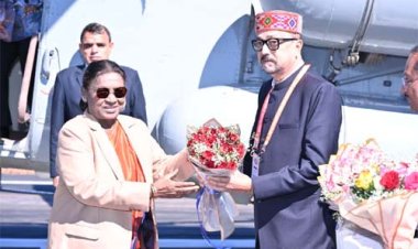 राष्ट्रपति द्रौपदी मुर्मू का आत्मीय स्वागत