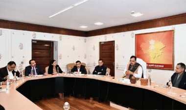 स्थानीय उत्पाद प्रदेश की आर्थिक समृद्धि के आधार, पंच गौरव कार्यक्रम में जन सहभागिता एवं जागरुकता बढ़ाएं: CM भजनलाल