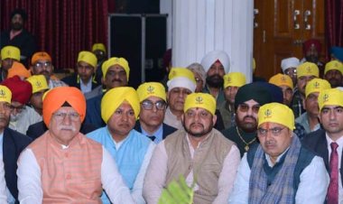 गुरु गोबिंद सिंह जी ने अपने साहिबजादों को देश और धर्म के लिए कर दिया समर्पित: मुख्यमंत्री भजनलाल शर्मा