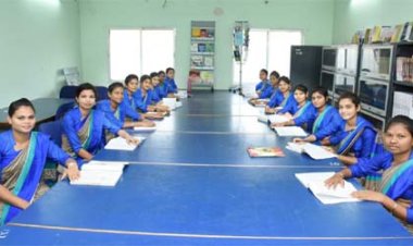 नक्सल प्रभावित क्षेत्रों में विज्ञान एवं वाणिज्य विषय के अध्ययन-अध्यापन के लिए मुख्यमंत्री विष्णु देव सरकार की विशेष पहल