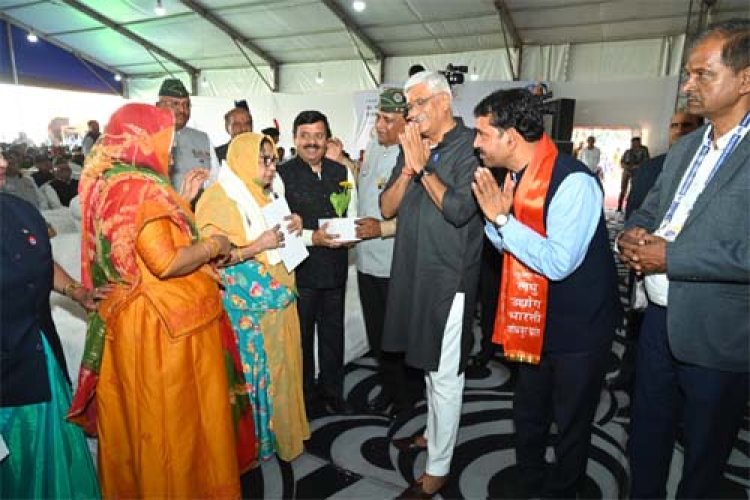 भारत का इतिहास पराजय का नहीं, बल्कि शौर्य और वीरता का प्रतीक: केंद्रीय पर्यटन एवं संस्कृति मंत्री