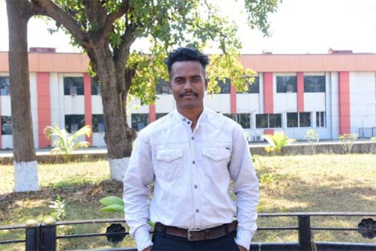 किसान परिवार के बेटे संजू मरकाम ने बीएसएफ में चयनित होकर बढ़ाया जिले का मान