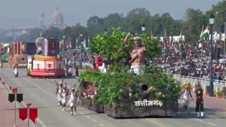 कर्तव्य पथ पर गूंजा छत्तीसगढ़ के जनजातीय शौर्य का इतिहास