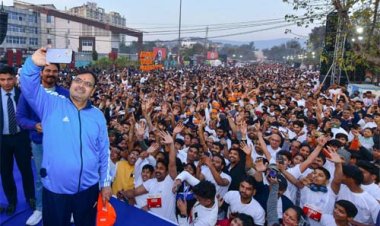 मुख्यमंत्री भजनलाल शर्मा के मुख्य आतिथ्य में अलवर टाइगर इंटरनेशनल हाफ मैराथन का हुआ आयोजन