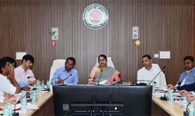 अंतरराज्यीय सीमाओं पर स्थित आबकारी जांच चौकियों को अन्य राज्यों की मदिरा के विरुद्ध विशेष अभियान चलाए: आबकारी आयुक्त