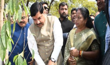 पं. दीनदयाल उपाध्याय एकात्म मानववाद और अंत्योदय के प्रणेता और समर्थ भारत निर्माण के चिंतक थे : मुख्यमंत्री डॉ. यादव