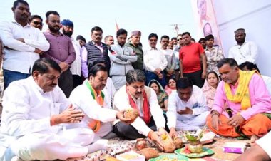 उप मुख्यमंत्री विजय शर्मा ने कवर्धा नगर के विकास के लिए रखी 2.80 करोड़ के निर्माण कार्यों की आधारशिला