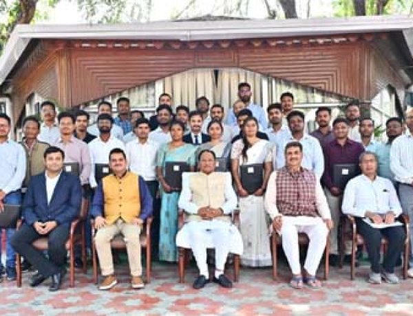 खनिज संपदा से समृद्ध छत्तीसगढ़ के विकास में निभाएं अहम भूमिका : मुख्यमंत्री साय