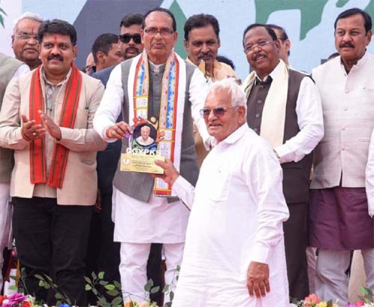 खेती-किसानी को बनाएंगे किसानों के लिए लाभदायक: केन्द्रीय कृषि मंत्री शिवराज सिंह चौहान