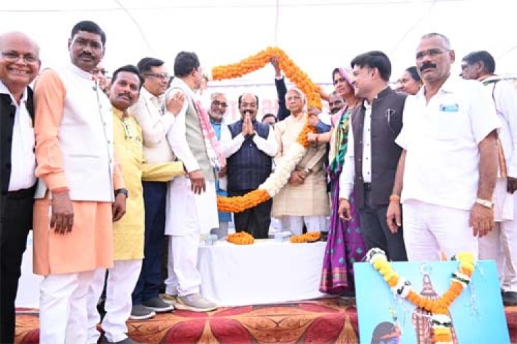 समाज के हर व्यक्ति के सुख-दुख में हों शामिल, कोई अकेला महसूस न करें : अरुण साव