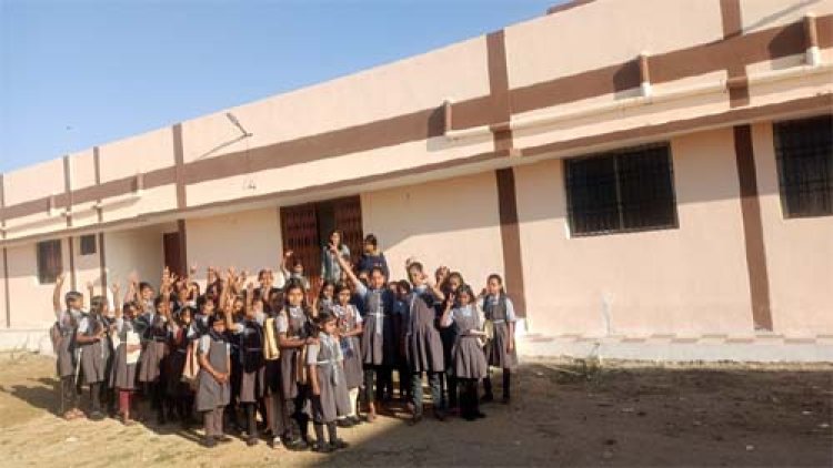 गांधीडीह, लोरमी के आसपास की छात्राओं को मिला सुसज्जित छात्रावास