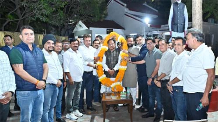 मुख्यमंत्री से छत्तीसगढ़ रियल एस्टेट वेलफेयर एसोसिएशन के प्रतिनिधिमंडल ने की मुलाकात