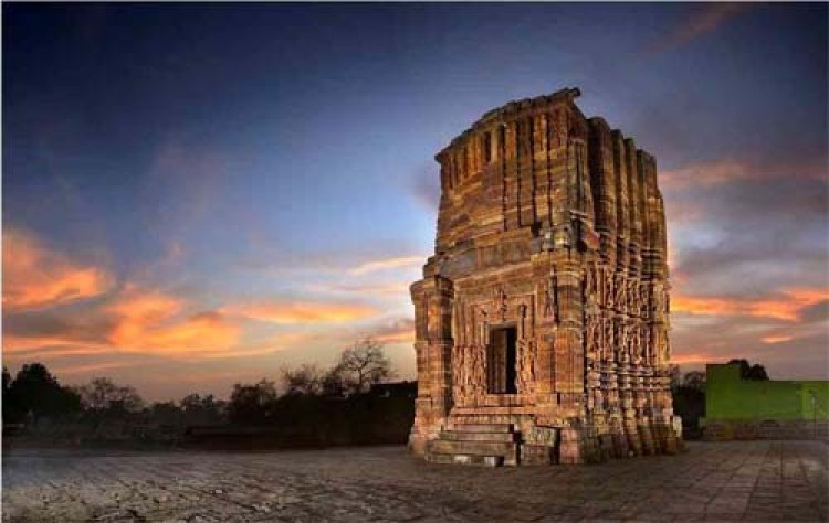 पत्थरों में दर्ज इतिहास: जहाँ हर पत्थर कहती है एक कहानी