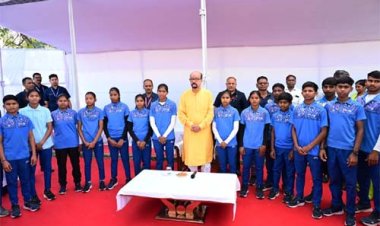 राज्यपाल रमेन डेका ने बैगा-बिरहोर आदिवासियों की संस्कृति को सहेजने की दी सीख