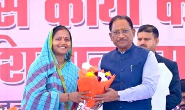 मातृ वंदन योजना में छत्तीसगढ़ ने ऐसे ही नहीं मारी बाजी : शिकायतों का तेज निराकरण और मंजूरी पर फोकस कर हासिल किया देश में पहला स्थान