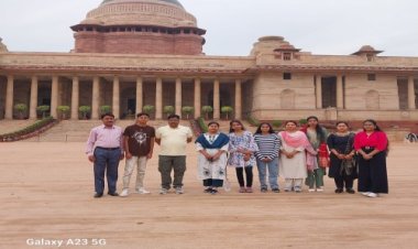 पीएम श्री स्कूलों के मेधावी छात्रों ने दिल्ली आगरा का किया शैक्षणिक भ्रमण