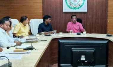 खरीफ तैयारियों की समीक्षा खाद-बीज की कालाबाजारी पर सख्त कार्रवाई के निर्देश