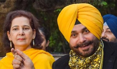 नवजोत सिंह सिद्धू की पत्नी को कांग्रेस ने पार्टी से निकाला, कहा था 500 करोड देने वाला बनता है सीएम