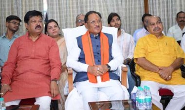 मुख्यमंत्री विष्णु देव साय ने सुनी ‘मन की बात’ की 132वीं कड़ी