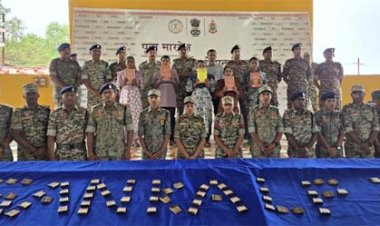 दंतेवाड़ा में 5 माओवादियों ने किया आत्मसमर्पण : पूना मारगेम से बदली जिंदगी