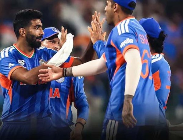 भारत ने रचा इतिहास, तीन बार T20 वर्ल्ड कप जीतने वाली दुनिया की पहली टीम