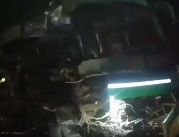 सीएम के कार्यक्रम से लौट रही बस की पिकप से टक्कर 10 की मौत, कई घायल